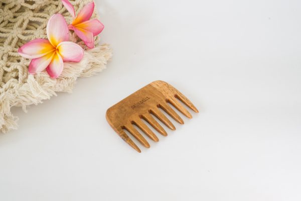 Square pocket comb